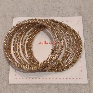 Bardot Spiral Bangle Gold